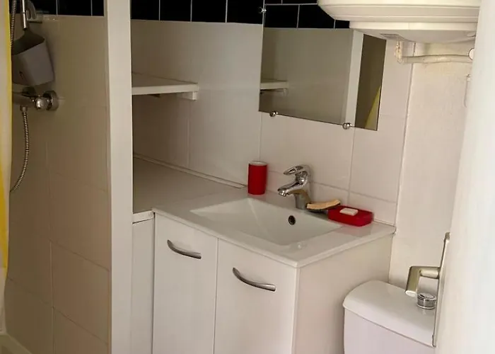 Du Bonheur Apartment *