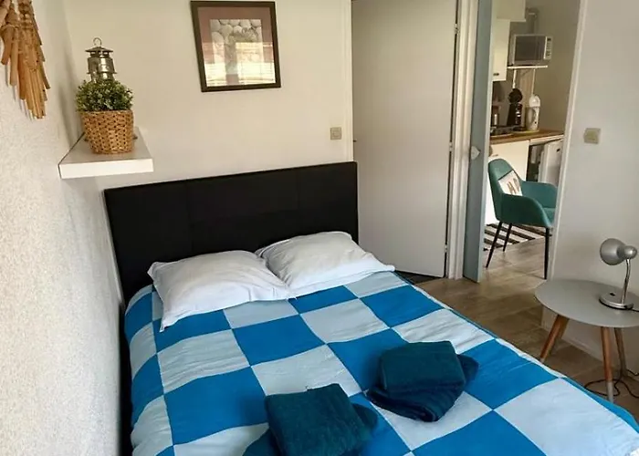 Du Bonheur Apartment *